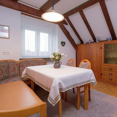 Boutique Apartment In Eigeltingen With Large Garden Eigeltingen