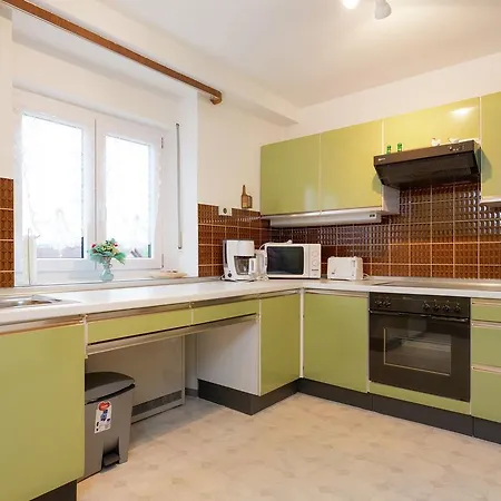 Boutique Apartment In Eigeltingen With Large Garden *